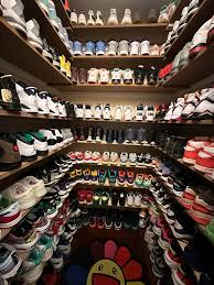 Shoe Vendors